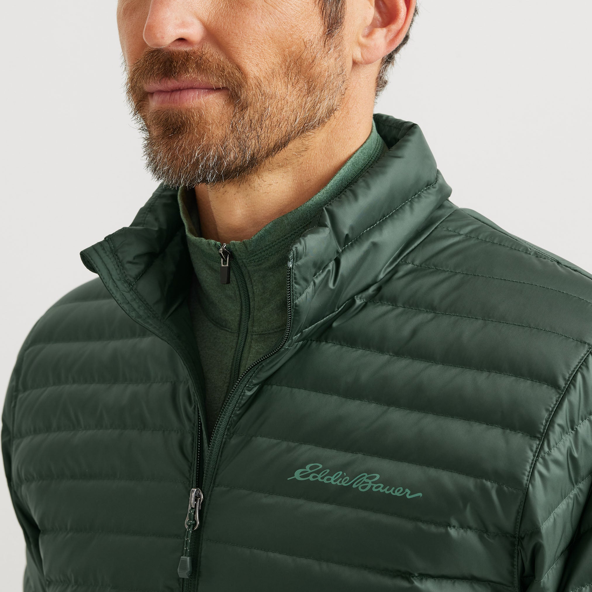 01-756-CHAMARRA MICROLIGHT DOWN-EDDIE BAUER