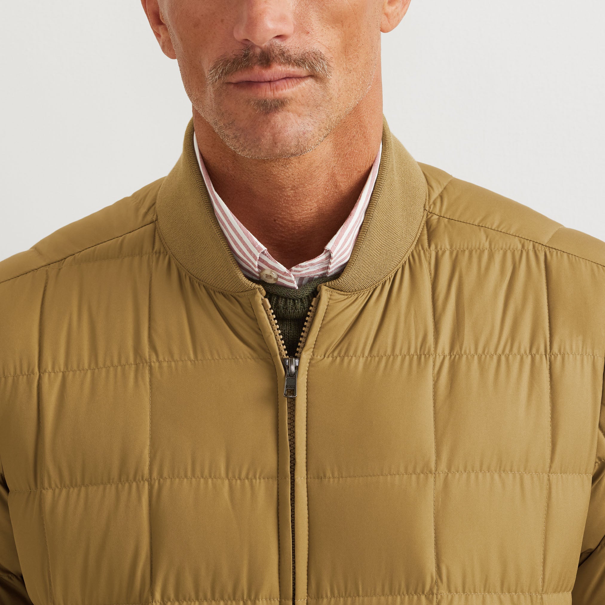 01-821-CHAMARRA SHAW DOWN BOMBER-EDDIE BAUER