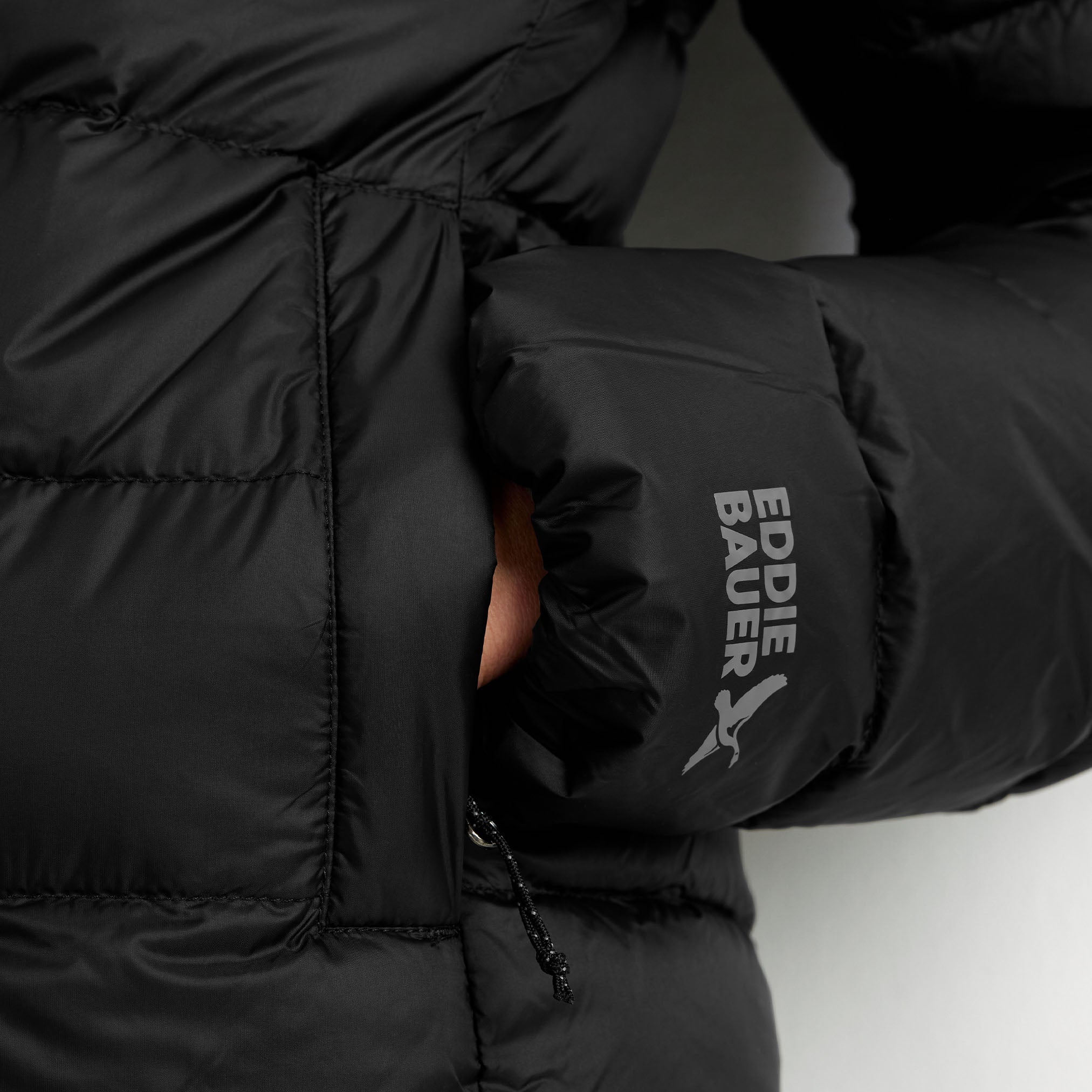 06-2417-CHAMARRA CIRRUSLITE DOWN-EDDIE BAUER