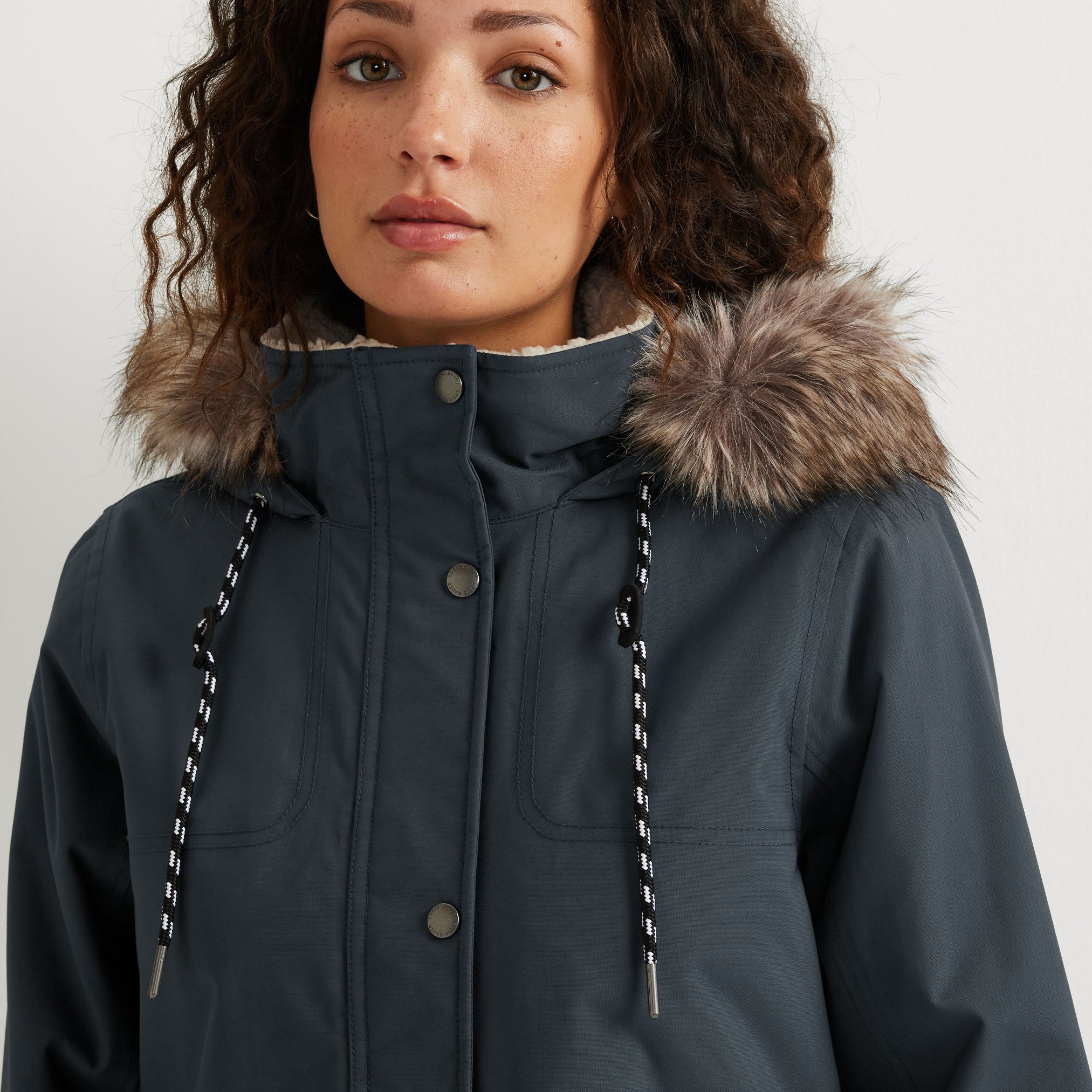 06-2454-CHAMARRA RILEY INSULATED-EDDIE BAUER