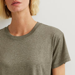 09-4484-TEE SURREAL TRAVEL CREW-EDDIE BAUER#color_320-dk-fatigue