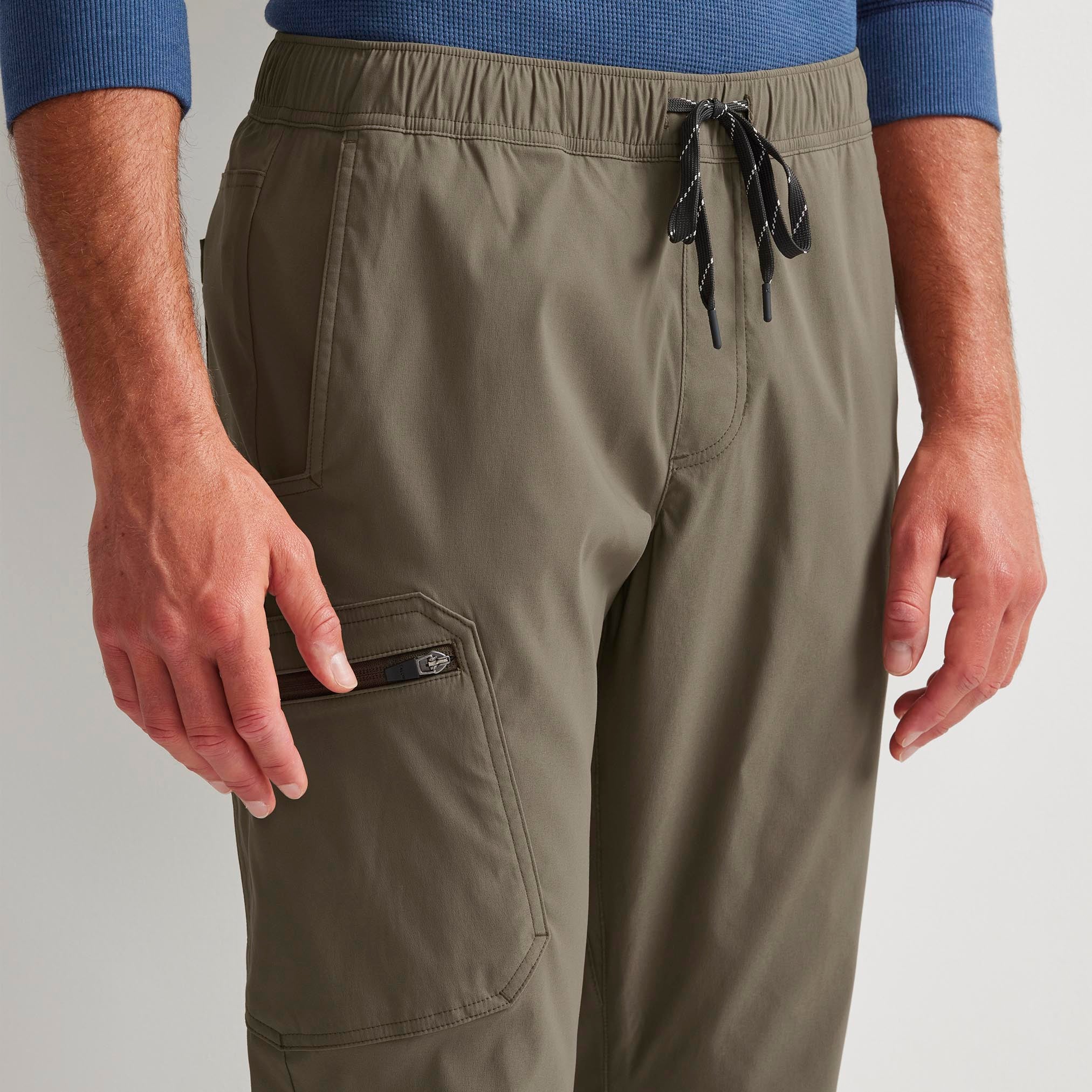 29-1712-JOGGER RAINIER PULL ON-EDDIE BAUER
