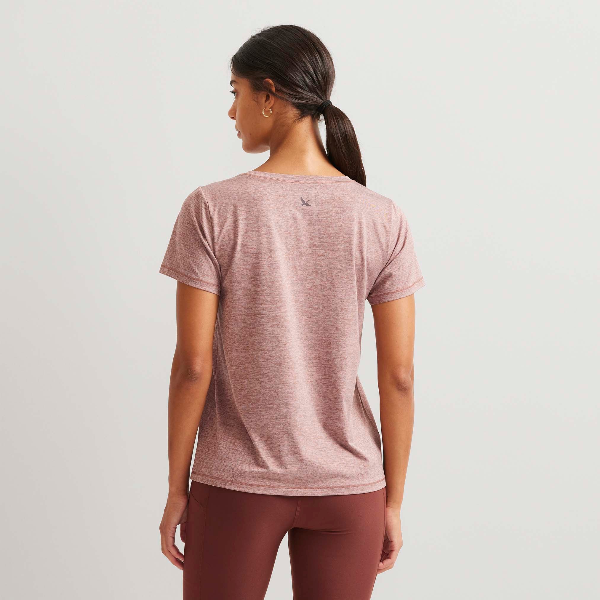 09-5869-TEE RESOLUTION STRETCH VNK-EDDIE BAUER