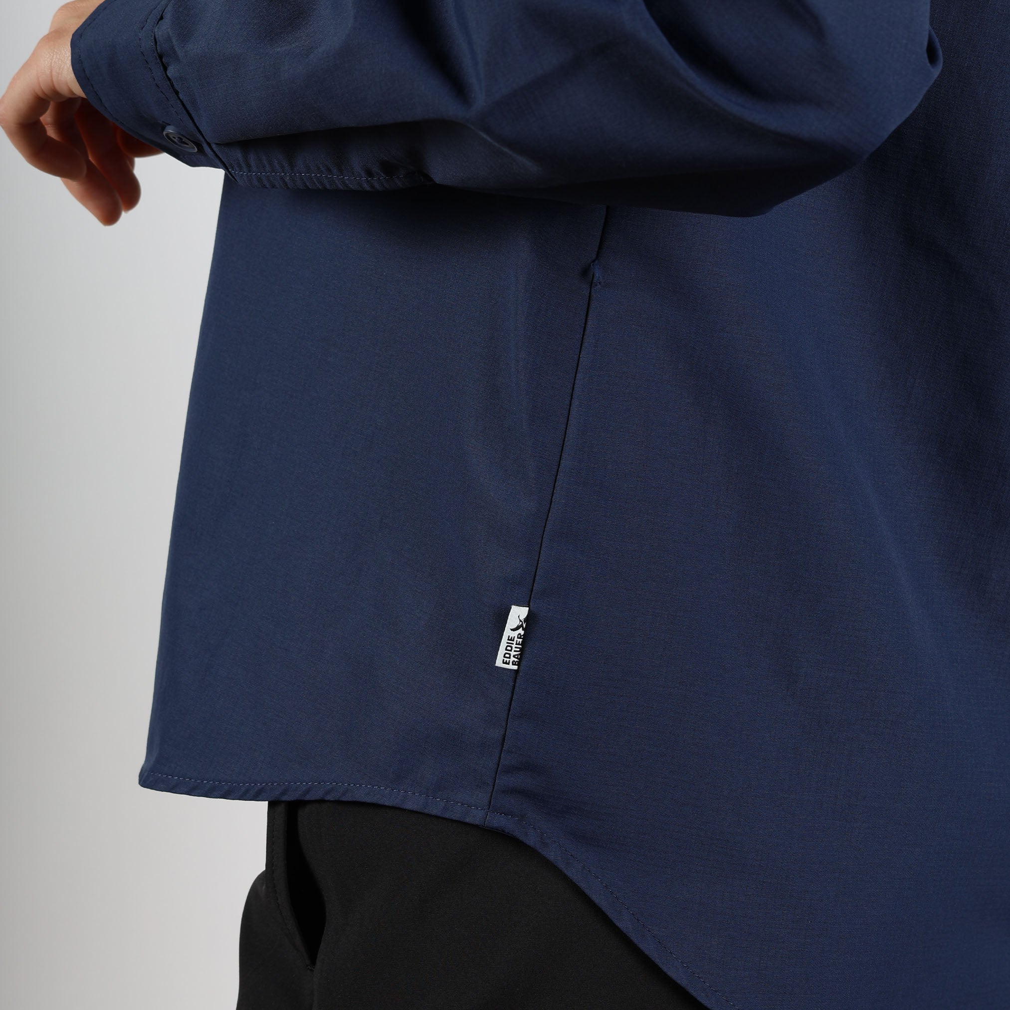 31-6063-CAMISA RAINIER RIPSTOP-EDDIE BAUER