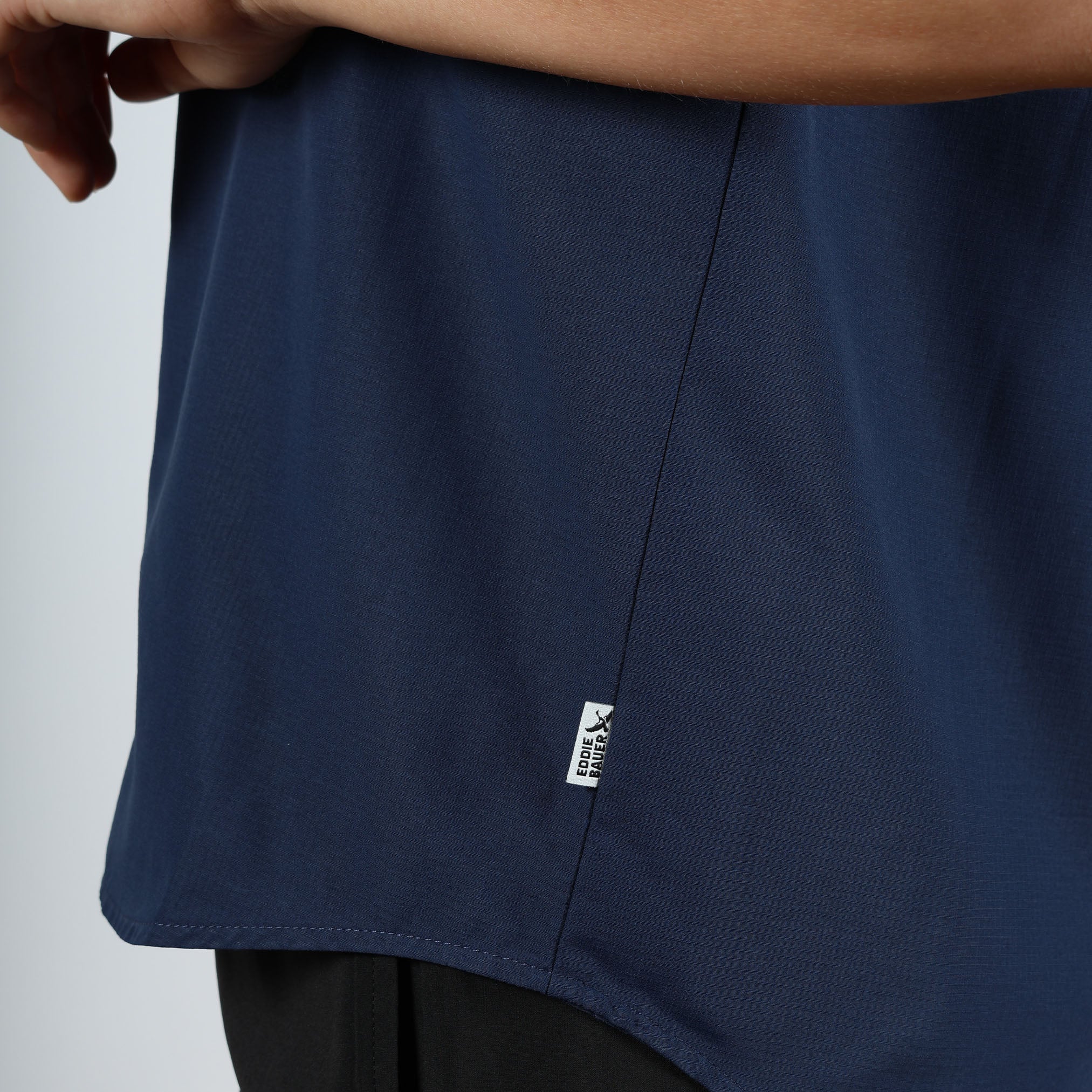 31-6065-CAMISA RAINIER RIPSTOP MANGA CORTA-EDDIE BAUER